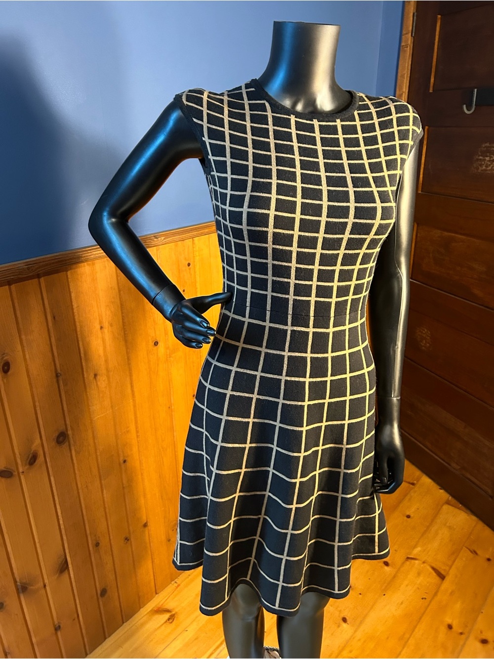 Gabby Skye Black and Tan Windowpane Fit-and-Flare Dress. EUC